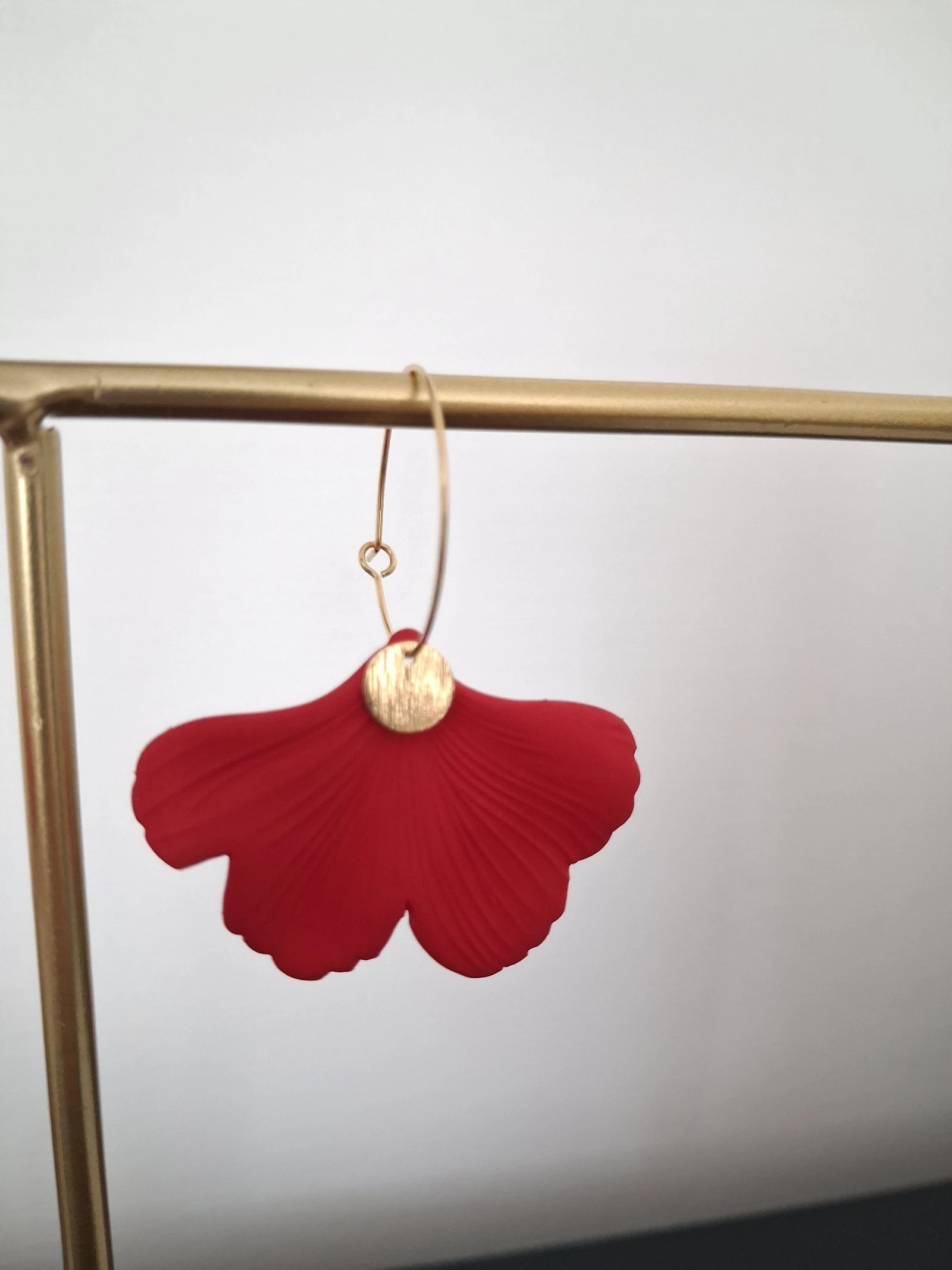 Red earrings – photo 3